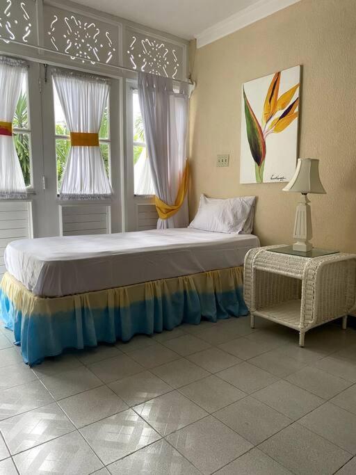Lush Tropical Apartment Located In A 4-Star Resort Рънауей Бей Екстериор снимка