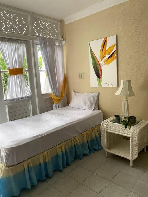 Lush Tropical Apartment Located In A 4-Star Resort Рънауей Бей Екстериор снимка
