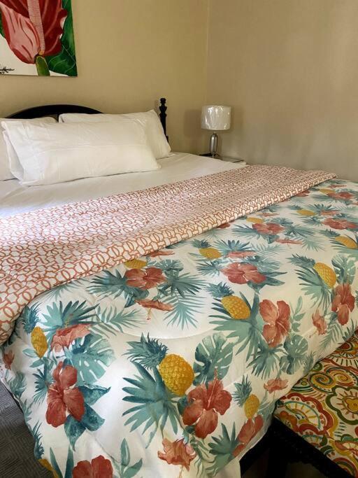 Lush Tropical Apartment Located In A 4-Star Resort Рънауей Бей Екстериор снимка