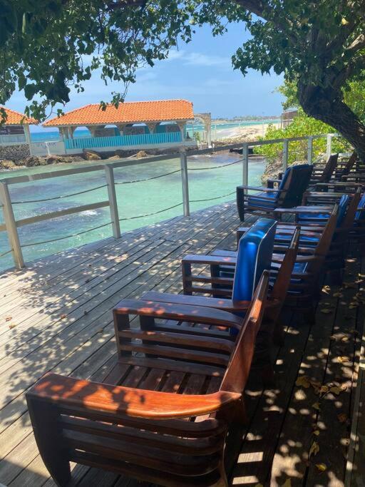 Lush Tropical Apartment Located In A 4-Star Resort Рънауей Бей Екстериор снимка