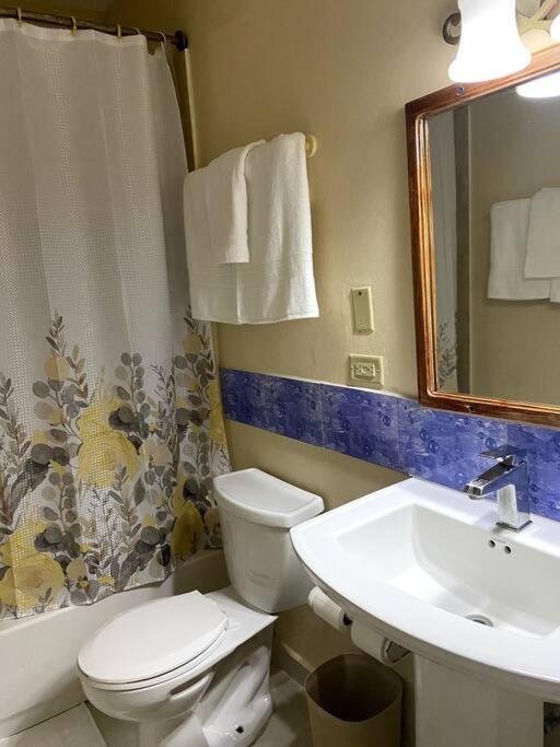 Lush Tropical Apartment Located In A 4-Star Resort Рънауей Бей Екстериор снимка
